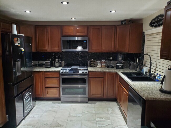 Photo - 22956 Scribner Dr