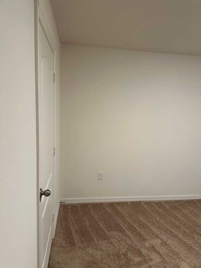 Photo - 631 Bay Leaf Dr