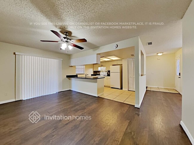 Photo - 613 Mayan Pl