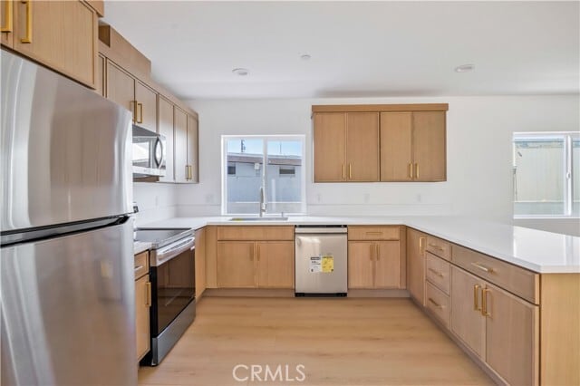 Photo - 10905 Dalerose Ave