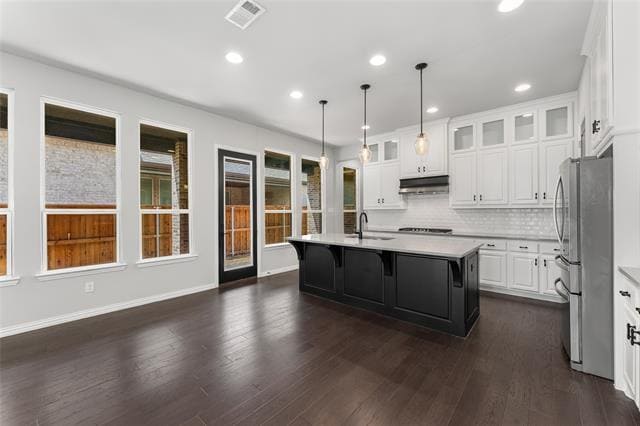 Photo - 1565 Amesbury Way