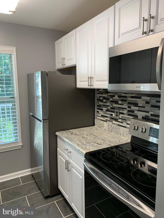 Photo - 809 Willings Way