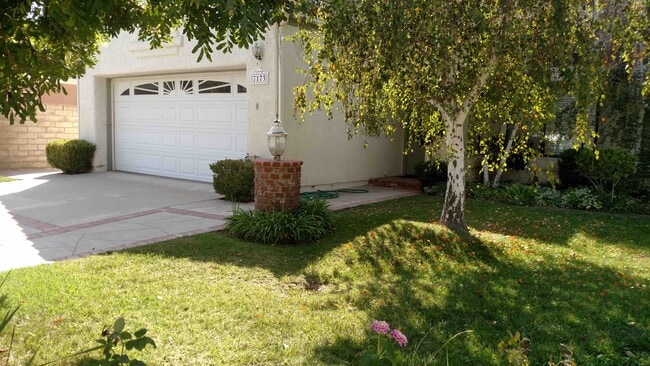 7173 Shakespeare Place