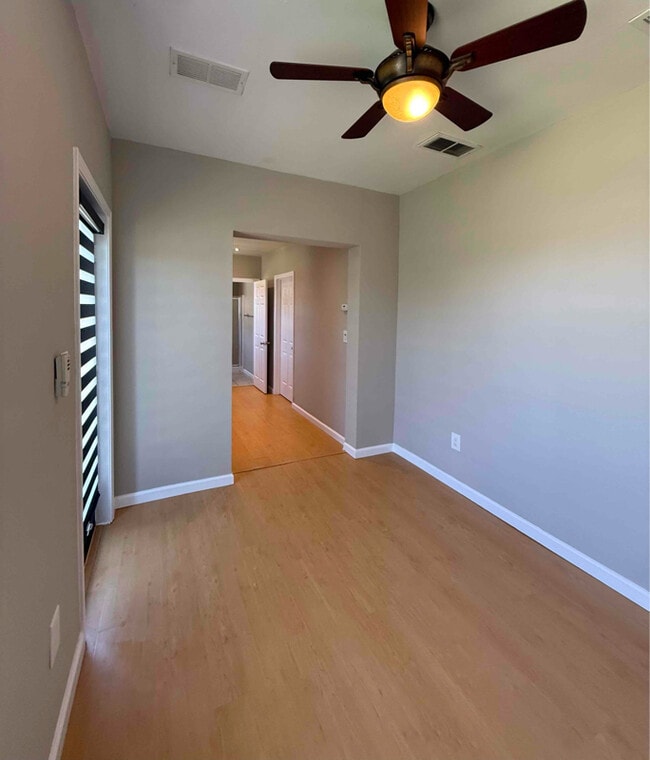 Photo - 815 N Sparks St