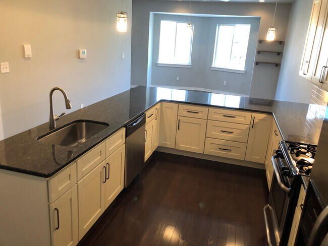 Photo - 1806 Frankford Ave Unit B