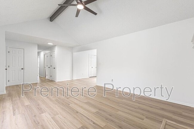 Photo - 3213 SE 6th Ct