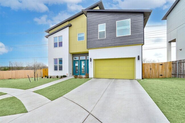 Photo - 6317 Toscana Ave