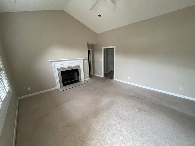 Photo - 3 Bedroom 2 Bath Single Family House - Fen...