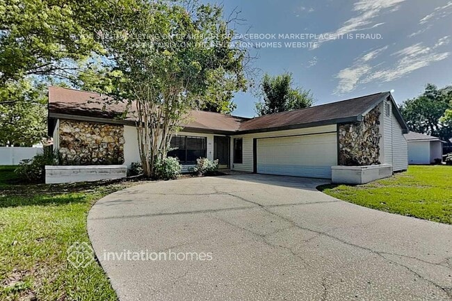 Building Photo - 757 Fortuna Dr