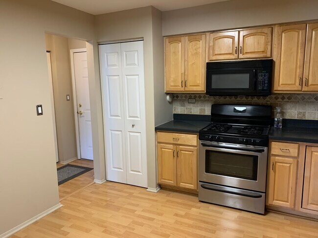 Photo - 375 W Winchester Rd Unidad 104