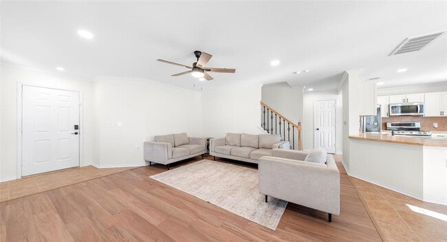 Photo - 8613 Wiley Way