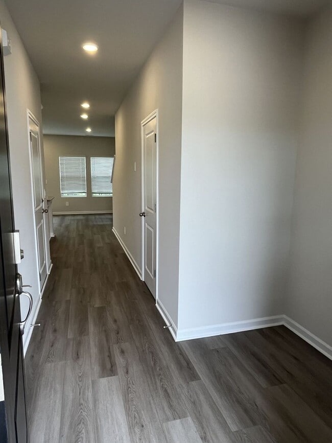 Photo - Newer3 Bed townhome in Concord