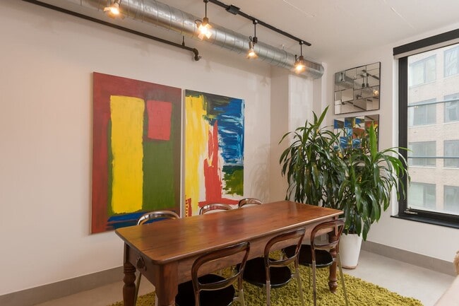 Photo - Logan Circle Condo | 1 Bed | 1 Bath | 780 SF | 1 Garage Parking Space Unit 501