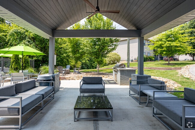 Outdoor Lounge