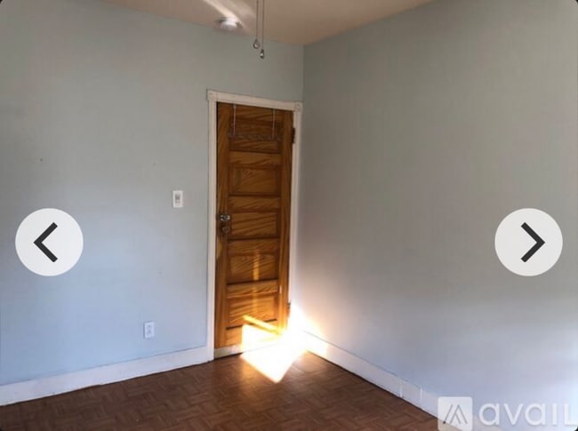 Photo - 722 League St