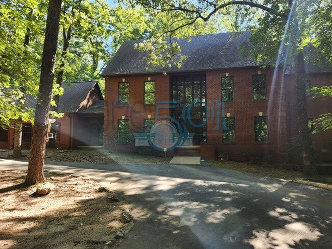Building Photo - Available Soon! RARE! Exquisite home for l...