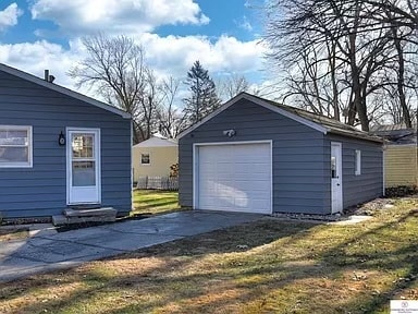 Photo - 7727 Izard St