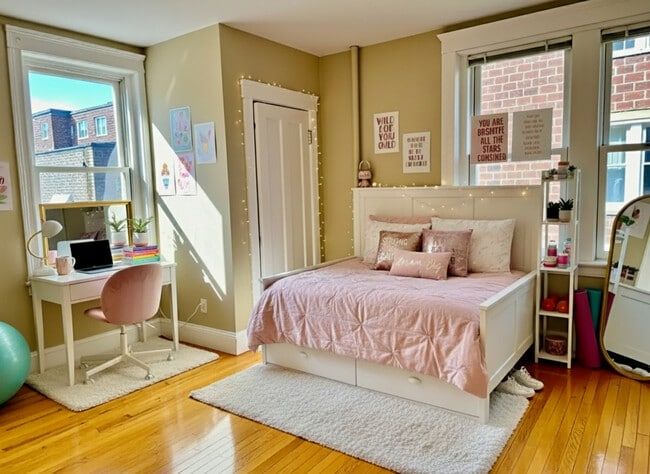 Photo - 76 Egmont St