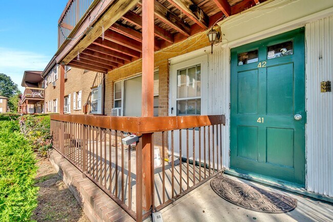 Photo - 55 Gill Ln Unit 42