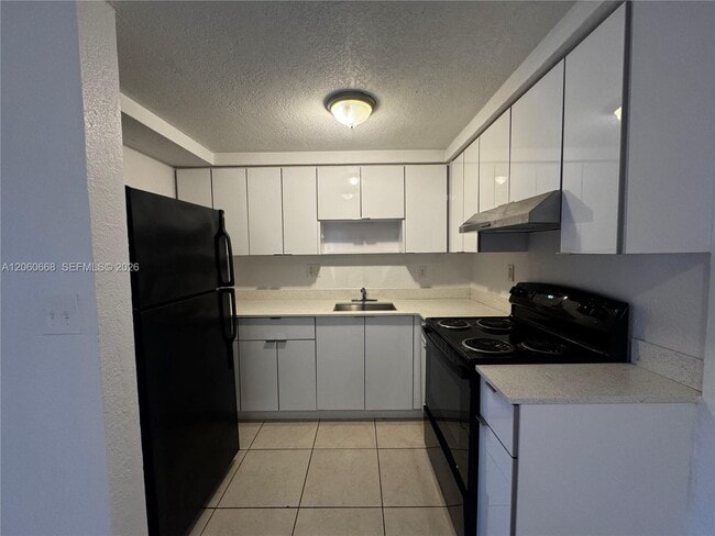 Photo - 1530 NE 136th St Unit 10