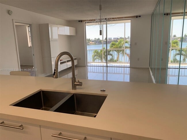 Photo - 3010 Marcos Dr