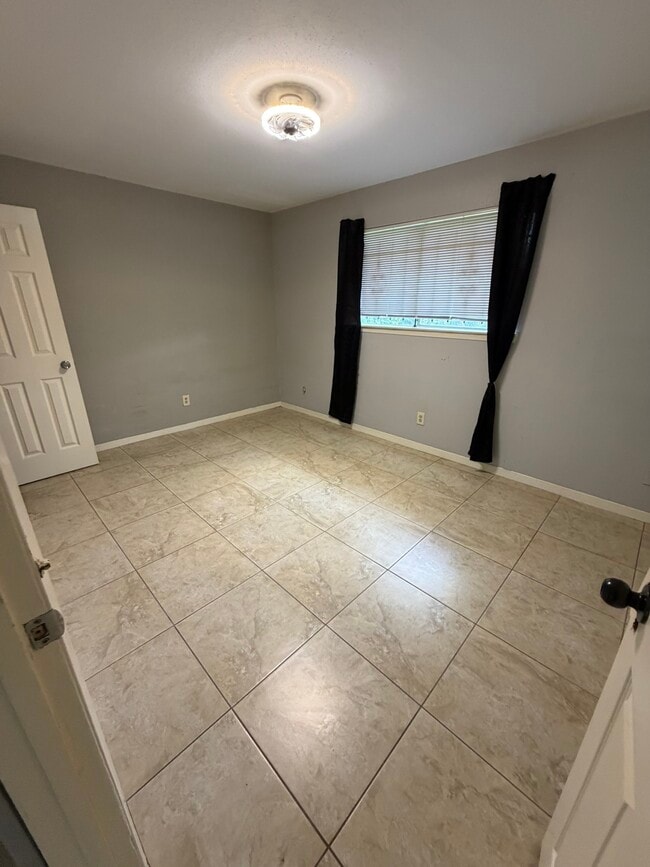 Photo - 7106 Haverton Dr