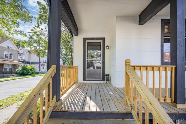 Photo - Two Bedroom Available Now and for 26-27 Year!