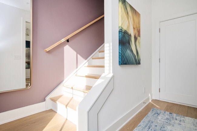 Photo - 1762 Beckham Pl NE