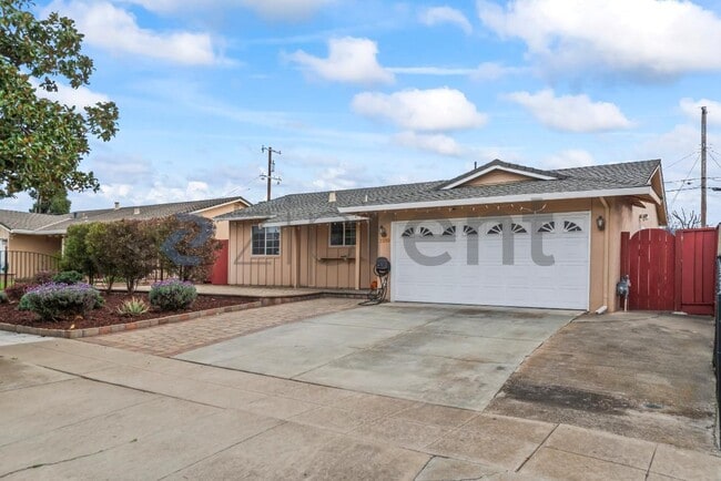 Photo - 3350 Denton Way