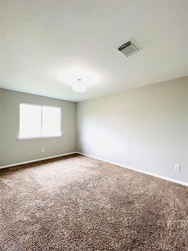 Photo - 8426 Woodland Knoll Ln