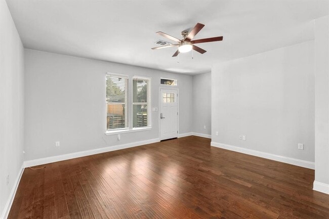 Photo - 2311 Santa Rita St