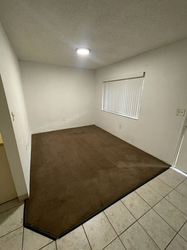 Photo - ** 1 Bedroom 1 Bath ** LIMITED TIME SPECIAL ** Unit 1828-30