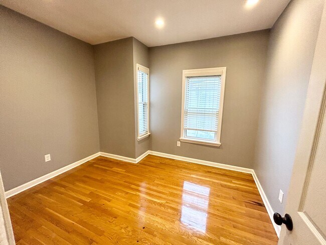 Photo - 14 Batchelder St