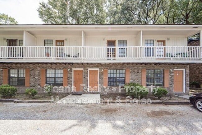 Building Photo - 296 Fleming Rd Rental