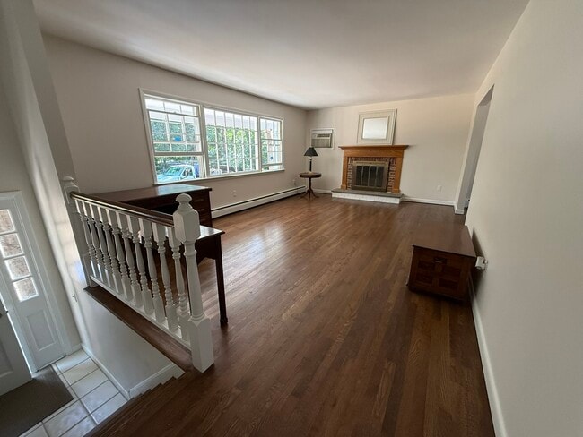 Living Room - 38 Nursery St
