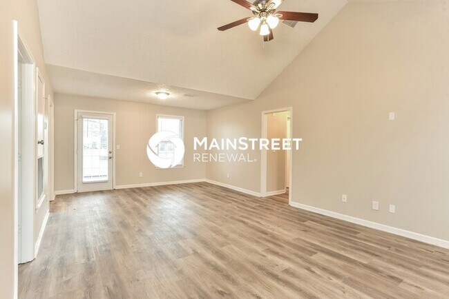 3 Bedroom Pet-Friendly Home in SMYRNA, TN with Main Street Renewal