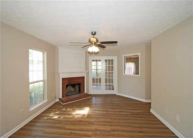 Photo - 1334 Ambercrest Way