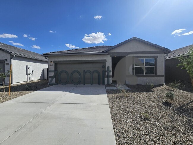 Photo - BEAUTIFUL HOME 4 BEDROOMS 3 BATHS!