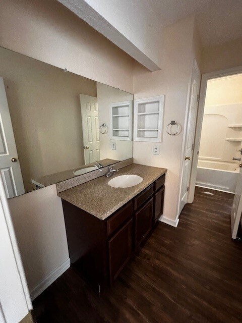 Photo - 322 Bay Ridge Dr