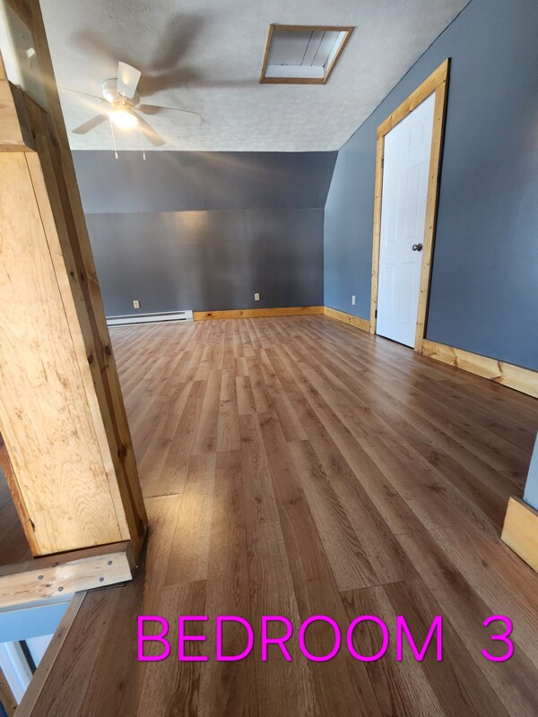 1431 Scoville Ave SW Unit The upstairs unit