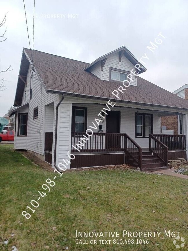 Building Photo - 325 N State Rd Rental