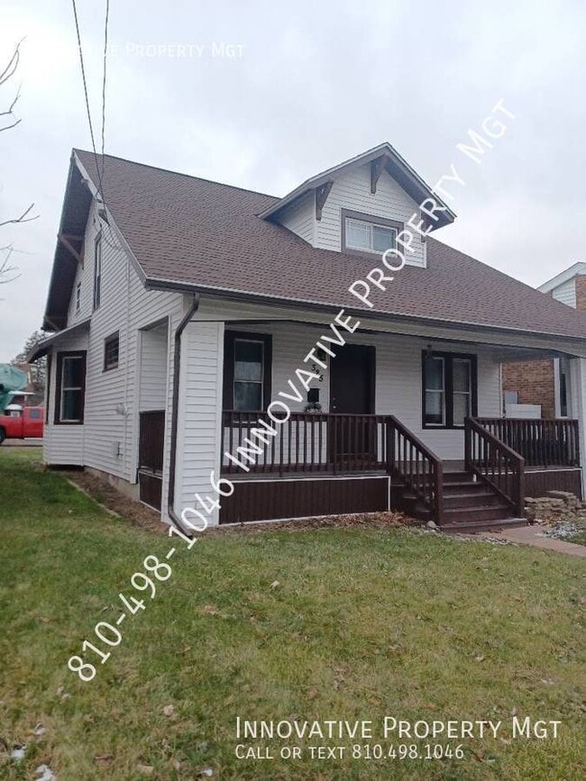 Photo - 325 N State Rd House