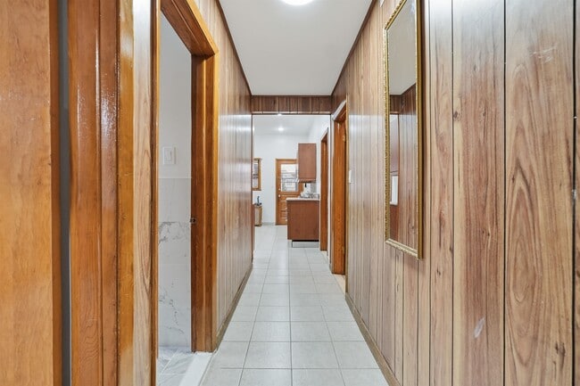 Photo - 143 W 26th St Unit 2