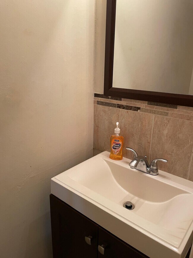 Photo - 8249 Fairway Rd