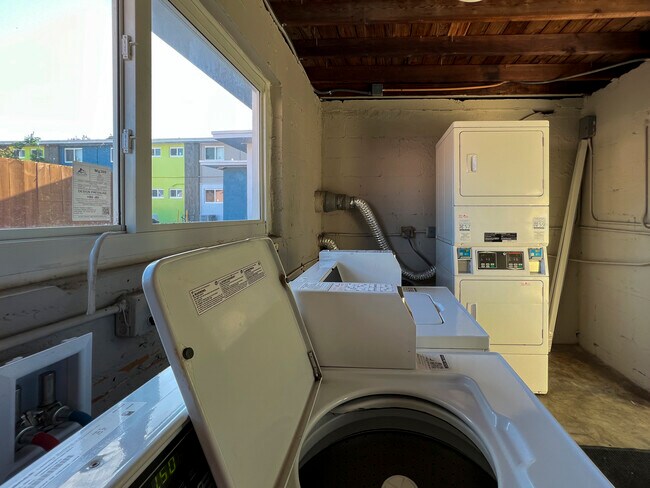 Photo - 620 - Ivycove