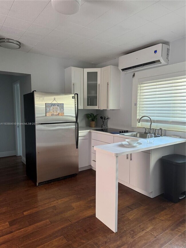 Photo - 323 New Mexico St Unit 3