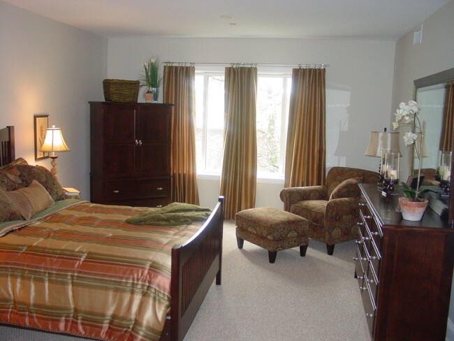 Master Bedroom - Marshview Place Apartments