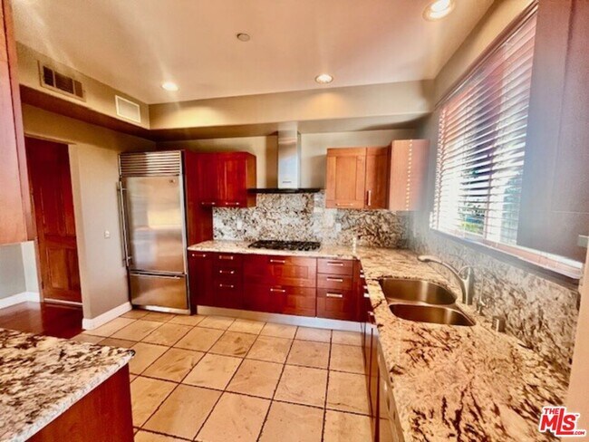 Photo - 8609 W Knl Dr Unit G