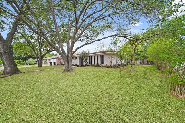 Building Photo - 8302 Braeburn Valley Dr Rental