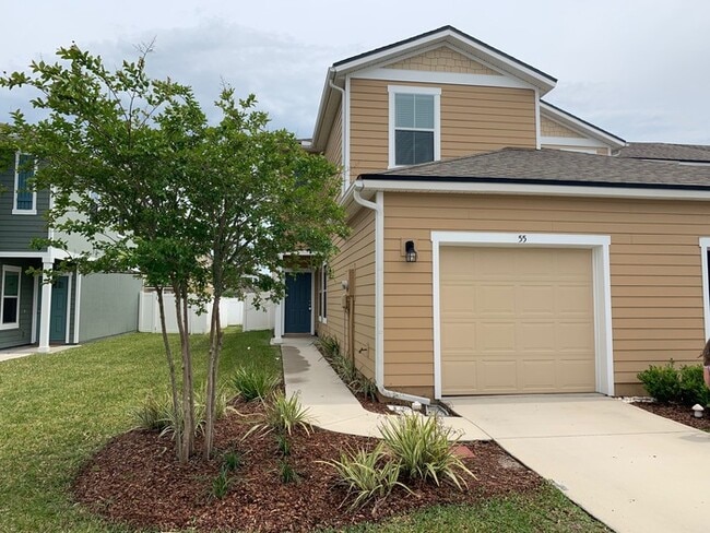 Building Photo - Great for roommates